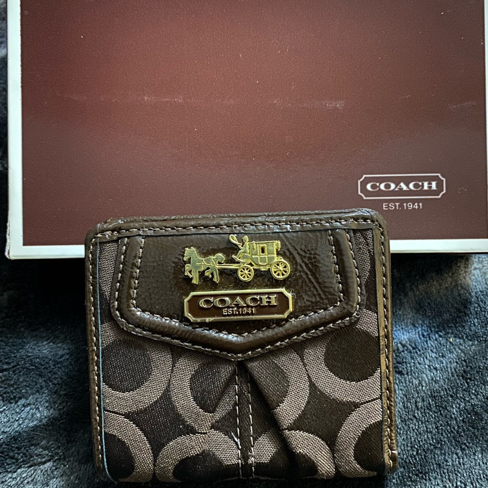 BEAUTIFUL BRAND NEW COACH WALLET STRAIGHT-OUT THE BOX‼️🔥🔥